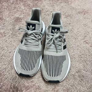 Adidas SwiftRun